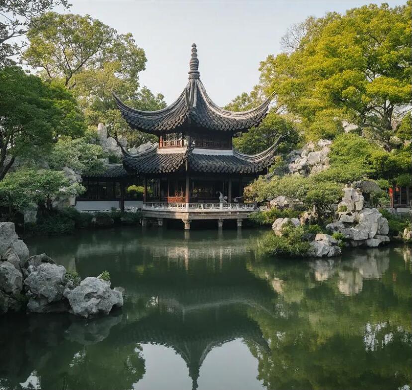 广西书雪餐饮有限公司